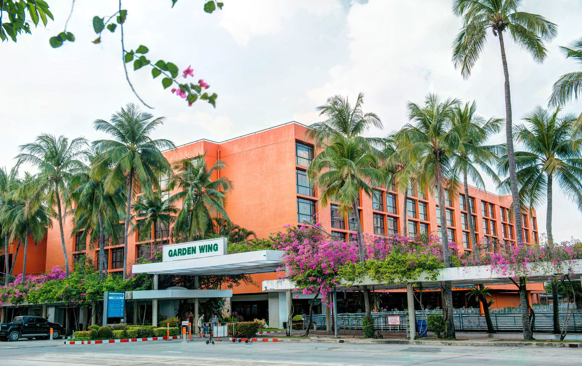 Ambassador City Jomtien Garden Wing サッタヒープ エクステリア 写真